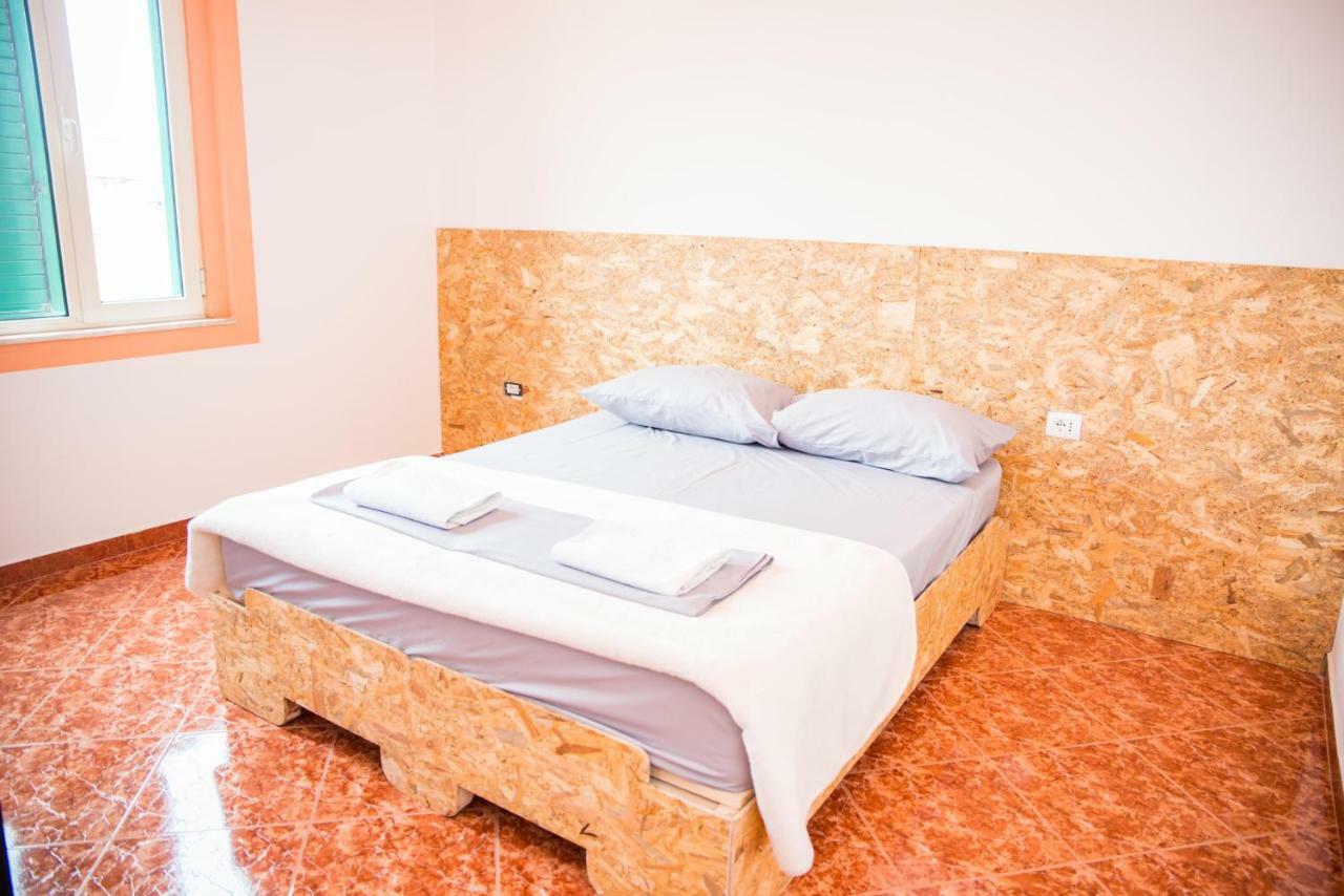 Our Way Guest House & Hostel Shkodër Exterior foto